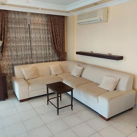 Apartment Dinek Mahallesi,eski Antalya Yplu Cad.,uygun Cleopatra 3 Sitesi No:59 Blok:e Daire:2