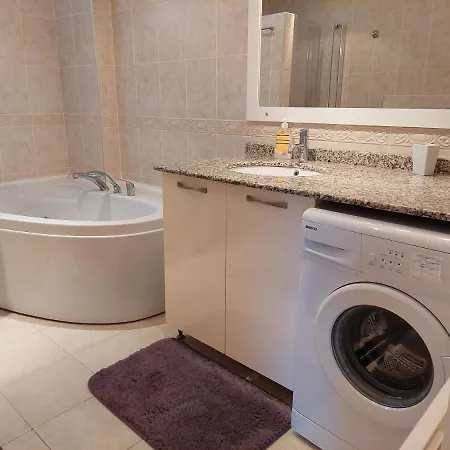 Dinek Mahallesi,eski Antalya Yplu Cad.,uygun Cleopatra 3 Sitesi No:59 Blok:e Daire:2 *