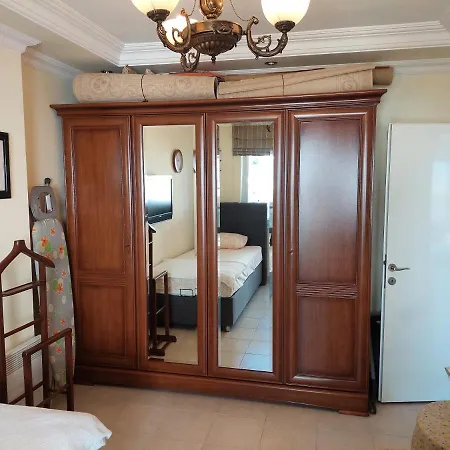 Dinek Mahallesi,eski Antalya Yplu Cad.,uygun Cleopatra 3 Sitesi No:59 Blok:e Daire:2 Alanya