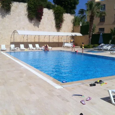 Dinek Mahallesi,eski Antalya Yplu Cad.,uygun Cleopatra 3 Sitesi No:59 Blok:e Daire:2 Alanya