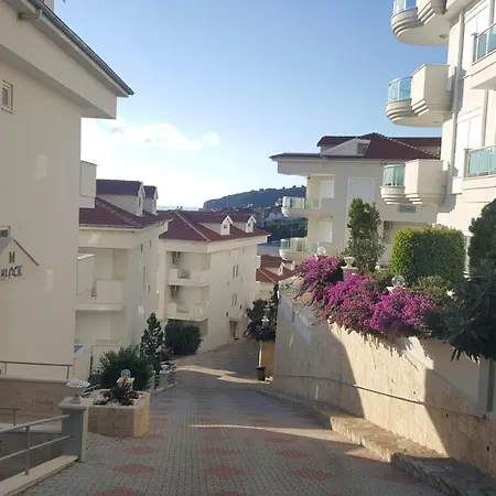 Dinek Mahallesi,eski Antalya Yplu Cad.,uygun Cleopatra 3 Sitesi No:59 Blok:e Daire:2 Alanya